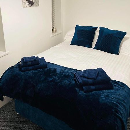 Luxury Suite 3 Bed Apartment Sleeps 6-8 ブラックプール エクステリア 写真