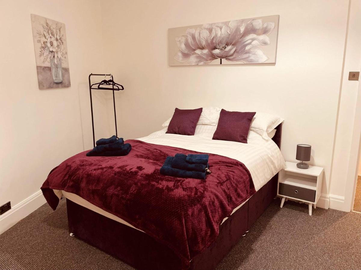 Luxury Suite 3 Bed Apartment Sleeps 6-8 ブラックプール エクステリア 写真