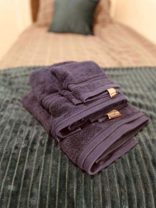 Luxury Suite 3 Bed Apartment Sleeps 6-8 ブラックプール エクステリア 写真