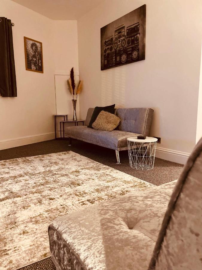 Luxury Suite 3 Bed Apartment Sleeps 6-8 ブラックプール エクステリア 写真