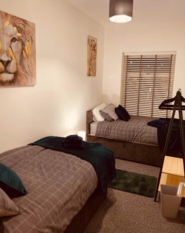 Luxury Suite 3 Bed Apartment Sleeps 6-8 ブラックプール エクステリア 写真